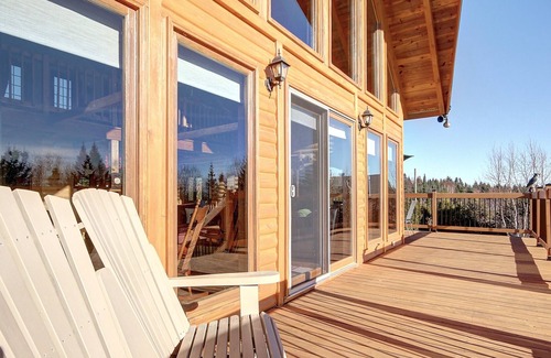Petite-Riviere-Saint-Francois Cabina | Le Rustik du Massif ♥ Hot Tub & View on the River☼