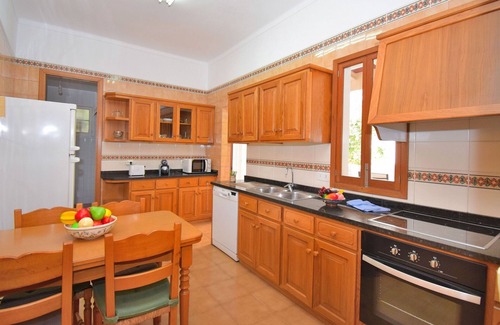 Sineu Chalet De Esquí | Ca S'Escolà 175 tradicional casa mallorquina con jardín, gran barbacoa y WiFi