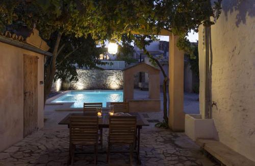 Son Antem Casa | Ca sa Padrina