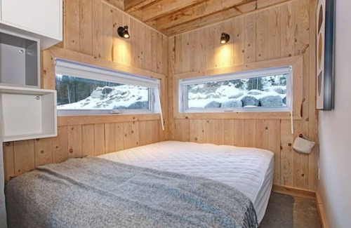 Sainte-Marguerite-du-Lac-Masson Cabina | Vrbo Property