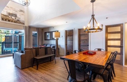 Sainte-Marguerite-du-Lac-Masson Apartamento | The Viking Resort & Marina is a resort located in the Laurentians region.