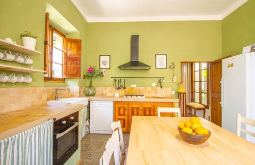 Mancor de la Vall Chalet De Esquí | Ca Ses Monges Casa mallorquina para 10 con piscina en Mancor de la Vall