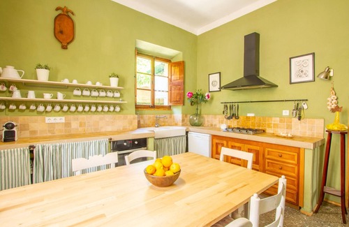 Mancor de la Vall Chalet De Esquí | Ca Ses Monges Casa mallorquina para 10 con piscina en Mancor de la Vall