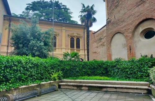 Imola Apartamento | Ca' Spadoni, centro storico, piano terra, ingresso indipendente, teatro, parcheggio,