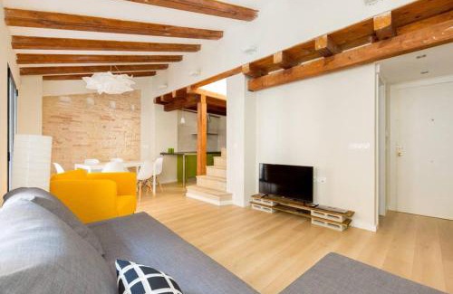 San Pablo Apartamento | CA3 - Duplex de dos dormitorios en el Centro Histórico con garaje