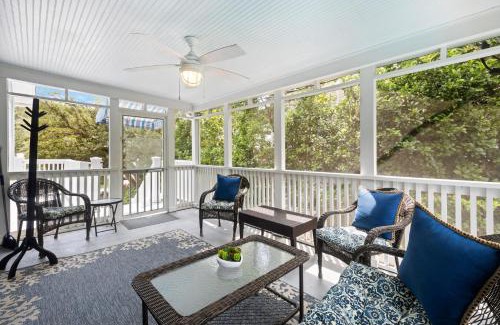 Isle of Palms Casa | CA411: 411 Carolina Blvd.