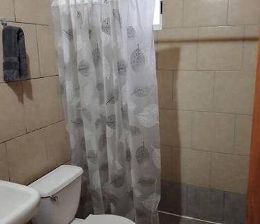 Lican Ray Casa | Cabaña Choroy dentro del pueblo, cercano a playas