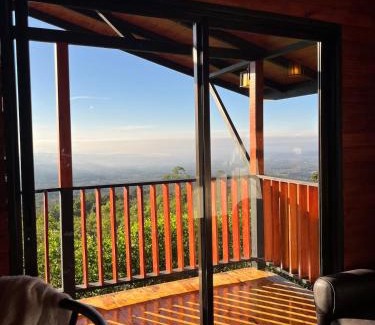 San Isidro de El General Apartamento | Cabaña Con Hermosa vista y ambiente de campo