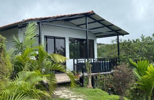 El Millón Cabina | Cabaña con jacuzzi privado Lago de Sol