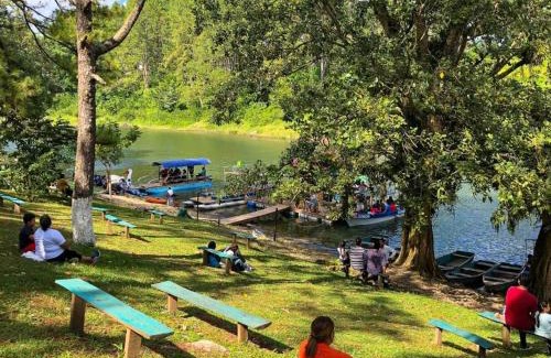 El Eden Cabina | Cabaña de campo en el lago de yojoa