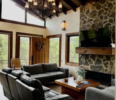Mazamitla Chalet De Esquí | Cabaña de lujo en el Bosque