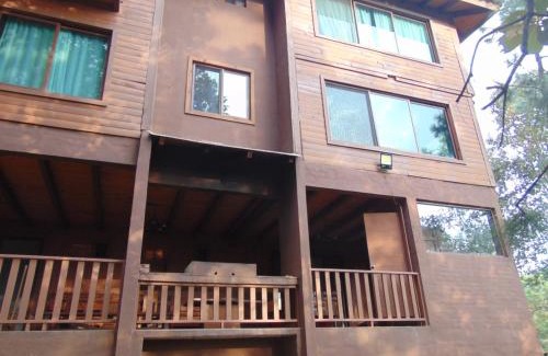 Mazamitla Chalet De Esquí | Cabaña dentro del Bosque para 24 Personas