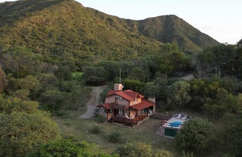 Villa General Belgrano Apartamento | Cabaña EL GALLO