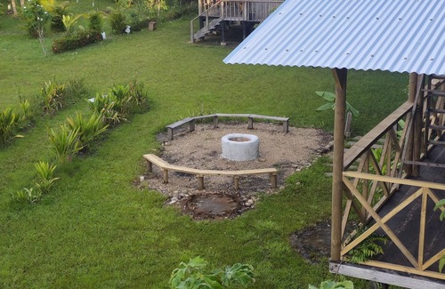 La Macarena Cabina | Cabaña El Nido: confort familiar junto a Caño Cristales + cheff a su disposición