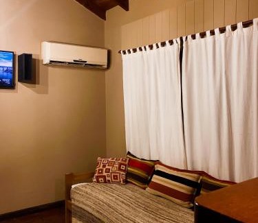 Chascomús Cabina | Cabaña El Solcito, con parque y pileta compartida