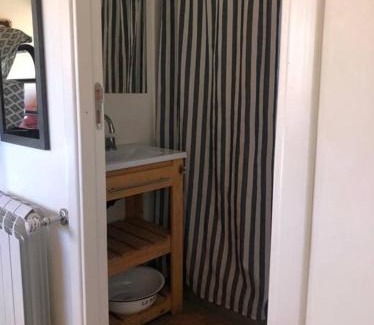 Golondrinas Apartamento | Cabaña en COMPLEJO DEL ARROYO - Bariloche KM 11