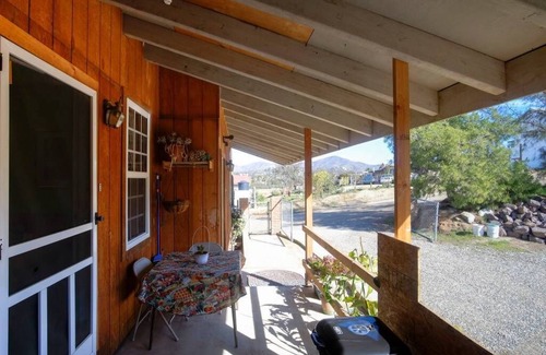 San Antonio de las Minas Cabina | Cabaña Familiar en Valle de Guadalupe 16+ Camas / 2 Baños a 10min de Viñedos