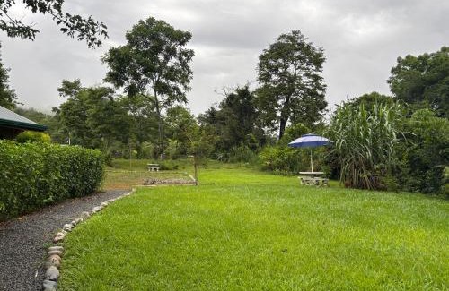 San Isidro de El General Casa | Cabaña Jacaranda #2, junto al río, Pérez Zeledon