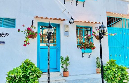 Puerto Triunfo Casa | Cabaña La Aldea - Santorini Colombiano
