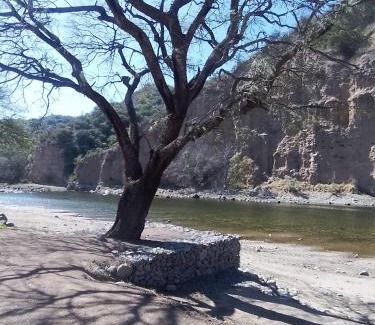 Dr. Enrique Zárate Chalet De Esquí | Cabaña Las liebres
