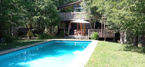 Pinto Chalet De Esquí | Cabaña Lodge los Coihues VALLE LAS TRANCAS# TERMAS DE CHILLAN#NEVADOS DE CHILLAN