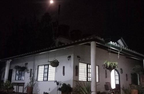Sutamarchan Casa | Cabaña los pinos