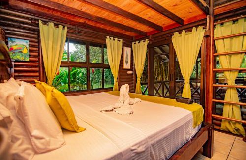 Peñas Blancas Chalet De Esquí | Cabaña Los Tucanes