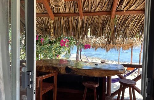 Saladita Apartamento | Cabaña Maydé Punto Surf Barra La Saladita