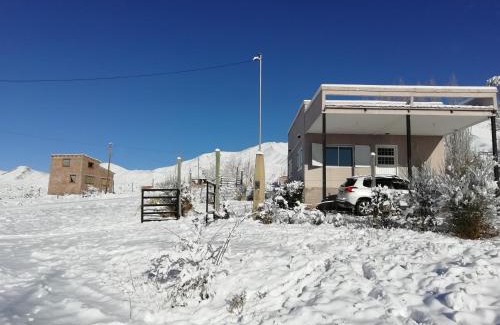 Las Vegas Chalet De Esquí | Cabaña moderna con desayuno y blanco en Valle del Sol Potrerillos