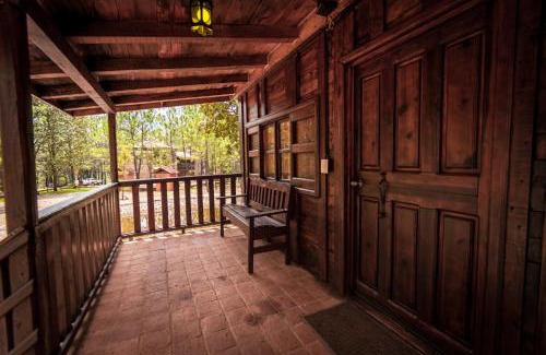 Mascota Chalet De Esquí | Cabaña Venado refugio en el bosque para 3 personas