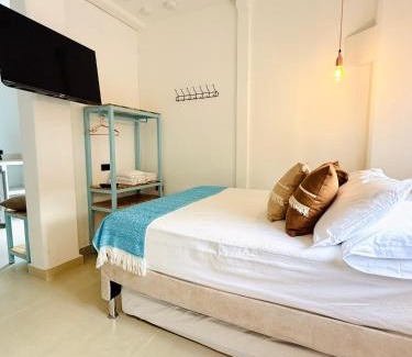 Puerto Triunfo Casa | Cabaña Villa Jardín - Aldea Doradal - Santorini Colombiano