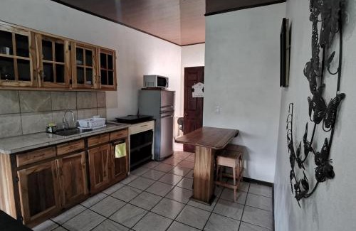 Agua Caliente Apartamento | Cabaña Vista Verde