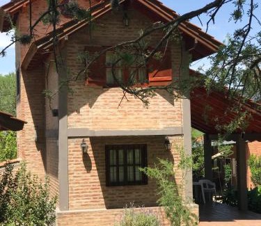 Santa Rosa de Calamuchita Chalet De Esquí | Cabañas Luz de Luna