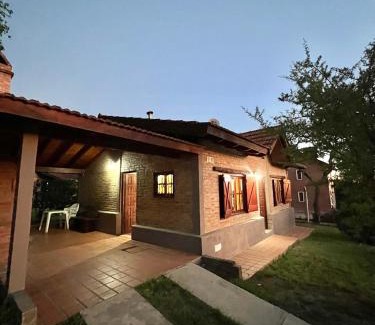 Santa Rosa de Calamuchita Chalet De Esquí | Cabañas Luz de Luna