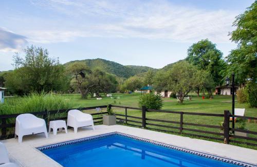 Santa Rosa de Calamuchita Apartamento | Cabañas Los 2 Algarrobos