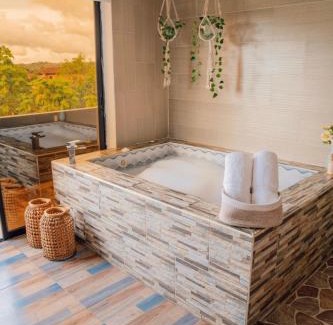 Marinilla Apartamento | Cabañas con jacuzzi y chimenea - Casa Floral, Marinilla