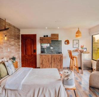 Marinilla Apartamento | Cabañas con jacuzzi y chimenea - Casa Floral, Marinilla