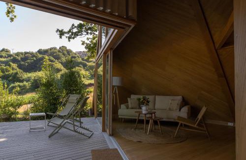 Marin Otro | Cabañas de Xarás, Mimosa