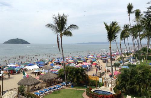 Rincón de Guayabitos Hotel | Cabañas del Capitan