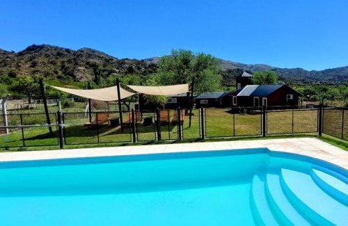 Potrero de los Funes Chalet De Esquí | Cabañas La Delfina para 4 personas Potrero de los Funes