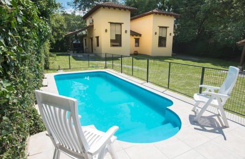 Villa San Lorenzo Cabina | Cabañas La Escondida