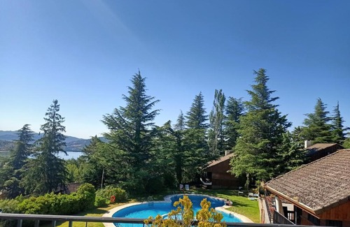 Navacerrada Chalet De Esquí | Cabañas Navacerrada