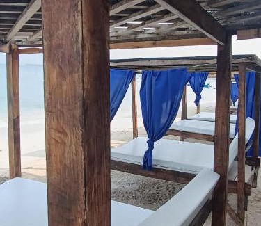 Bocachica Hotel | Cabañas Palos Locos
