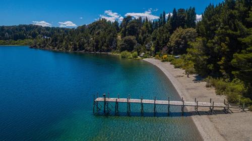 San Carlos de Bariloche Cabina | Cabañas Villa Labrador con costa de lago
