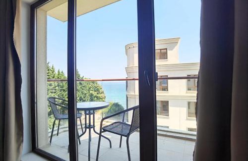 Primorski Apartamento | Cabacum Pleasure Beachfront Apartments