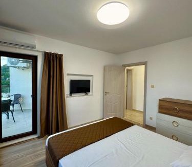 Primorski Apartamento | Cabacum Pleasure Beachfront Apartments
