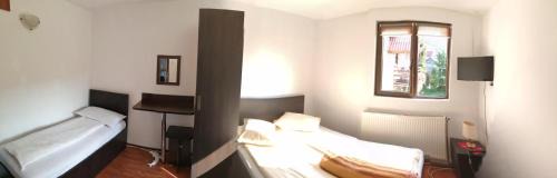 Vartop Casa | Cabana Ada 1