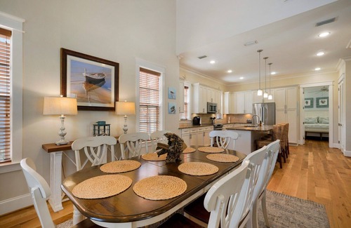Lakeside at Blue Mountain Beach Casa | CABANA BLU: New Listing! Private Community, Beautiful Large Pool, Easy Beach Access