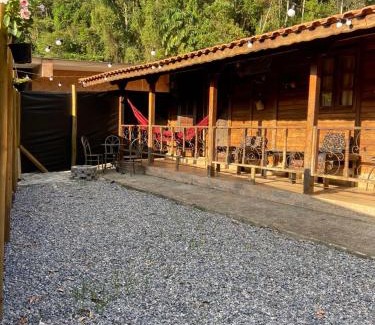 Guararema Apartamento | Cabana com Jacuzzi em Guararema