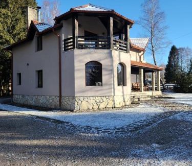 Calatele Chalet De Esquí | Cabana Dealul Negru
